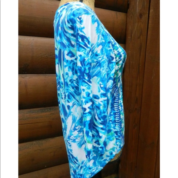 Chico’s beautiful blues top, Size 2 - Picture 2 of 6